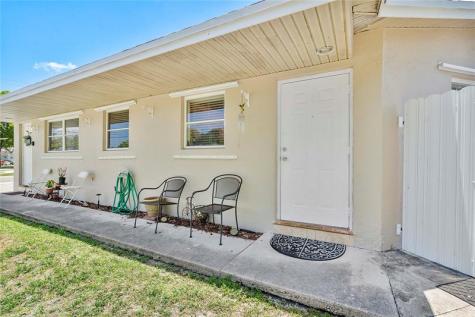 5829 Taylor Street Hollywood FL 33021