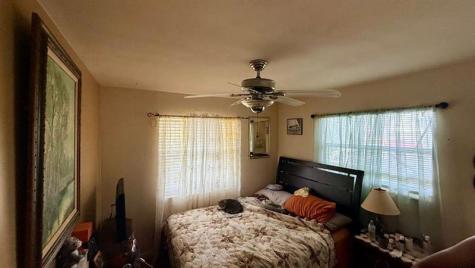 280 NE 40th Court Oakland Park FL 33334