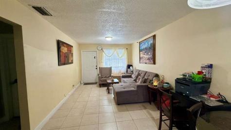 280 NE 40th Court Oakland Park FL 33334