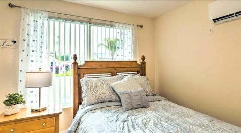 49 E 27th Street Riviera Beach FL 33404