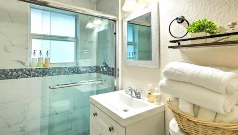 49 E 27th Street Riviera Beach FL 33404