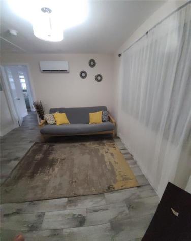 49 E 27th Street Riviera Beach FL 33404