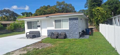 1555 NE 148th Street Miami FL 33161