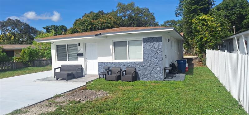 1555 NE 148th Street Miami FL 33161