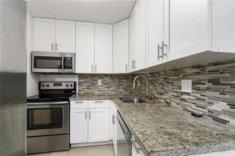883 NE 33rd Street Oakland Park FL 33334