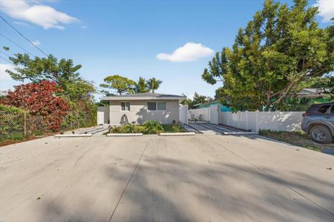 883 NE 33rd Street Oakland Park FL 33334