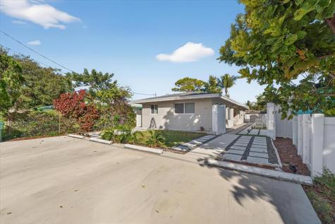883 NE 33rd Street Oakland Park FL 33334