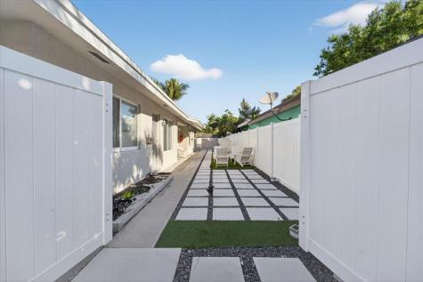 883 NE 33rd Street Oakland Park FL 33334