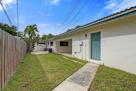 2500 NE 16th Avenue Wilton Manors FL 33305
