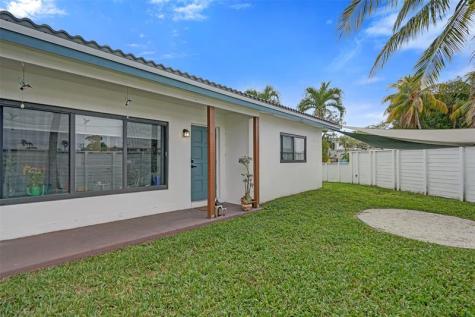 2500 NE 16th Avenue Wilton Manors FL 33305