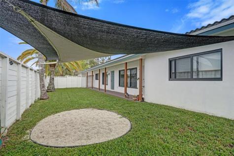 2500 NE 16th Avenue Wilton Manors FL 33305