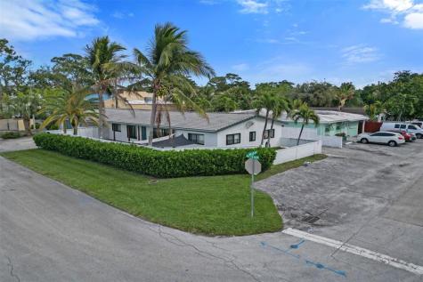 2500 NE 16th Avenue Wilton Manors FL 33305