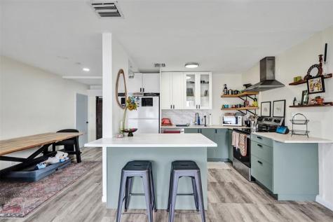 2500 NE 16th Avenue Wilton Manors FL 33305