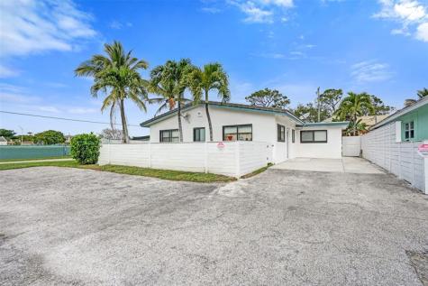 2500 NE 16th Avenue Wilton Manors FL 33305