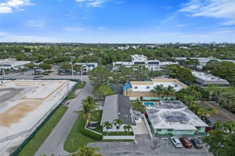 2500 NE 16th Avenue Wilton Manors FL 33305