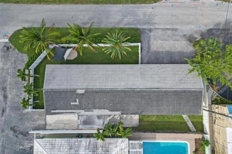 2500 NE 16th Avenue Wilton Manors FL 33305