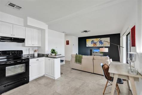 2500 NE 16th Avenue Wilton Manors FL 33305