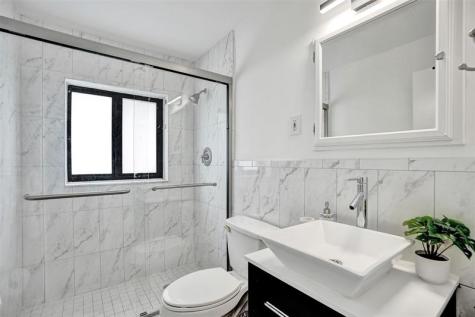 2500 NE 16th Avenue Wilton Manors FL 33305