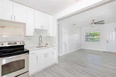1923 N 23rd Avenue Hollywood FL 33020