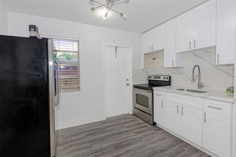 1923 N 23rd Avenue Hollywood FL 33020