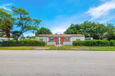 1923 N 23rd Avenue Hollywood FL 33020