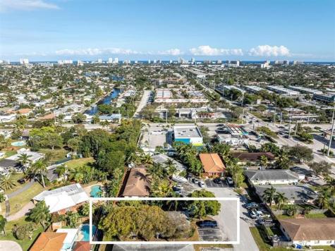 131 SW 14th Court Pompano Beach FL 33060