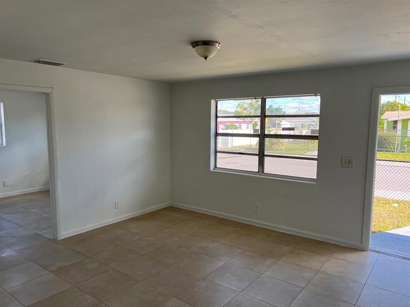 1203 NW 4th Street Boynton Beach FL 33435