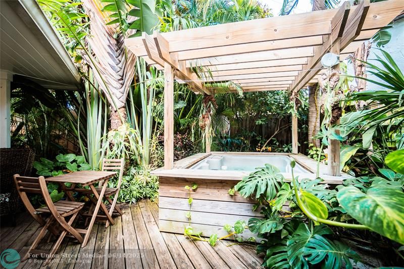 3301 SE 12th Street Pompano Beach FL 33062