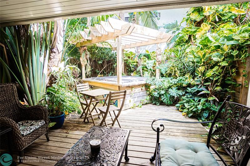 3301 SE 12th Street Pompano Beach FL 33062