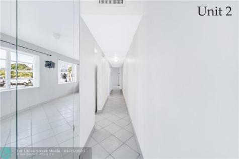 3220 Canal Drive Pompano Beach FL 33062