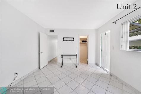 3220 Canal Drive Pompano Beach FL 33062