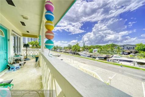 3220 Canal Drive Pompano Beach FL 33062