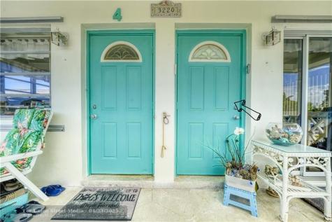 3220 Canal Drive Pompano Beach FL 33062