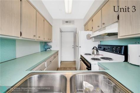 3220 Canal Drive Pompano Beach FL 33062