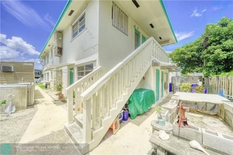 3220 Canal Drive Pompano Beach FL 33062