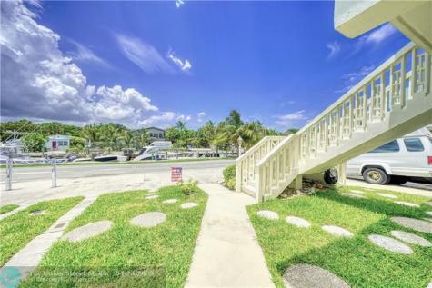 3220 Canal Drive Pompano Beach FL 33062