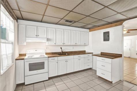 632 SW 8th Street Hallandale Beach FL 33009