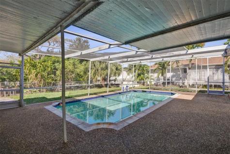 632 SW 8th Street Hallandale Beach FL 33009