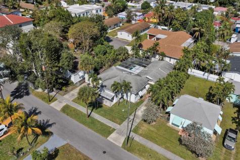 632 SW 8th Street Hallandale Beach FL 33009