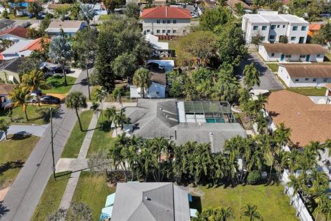 632 SW 8th Street Hallandale Beach FL 33009