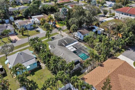 632 SW 8th Street Hallandale Beach FL 33009