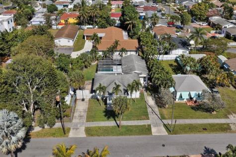 632 SW 8th Street Hallandale Beach FL 33009
