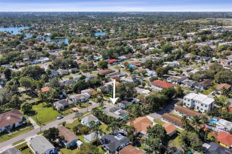 632 SW 8th Street Hallandale Beach FL 33009