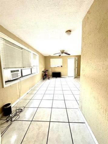 271 SW 11th Avenue Hallandale Beach FL 33009