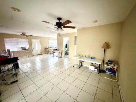 271 SW 11th Avenue Hallandale Beach FL 33009