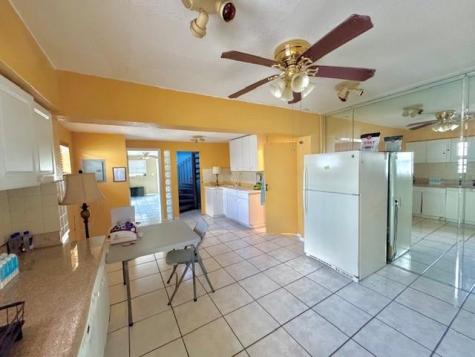 271 SW 11th Avenue Hallandale Beach FL 33009