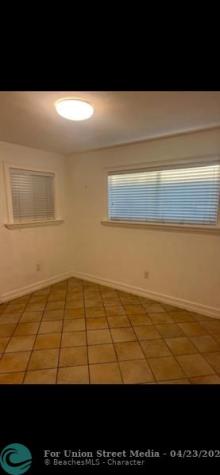 14500 NE 2 Miami FL 33161