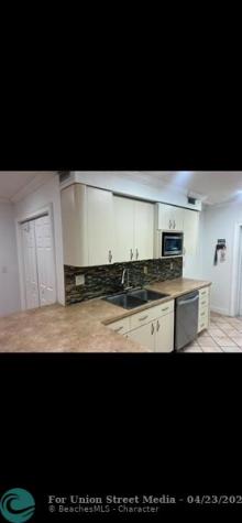 14500 NE 2 Miami FL 33161