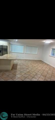 14500 NE 2 Miami FL 33161