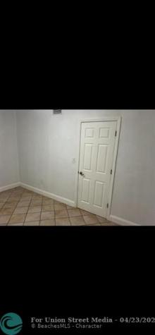14500 NE 2 Miami FL 33161